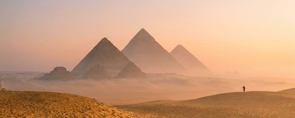 La eternidad como terapia: Por qué tu reajuste mental debería ocurrir en Egipto 3 private tour egypt 1